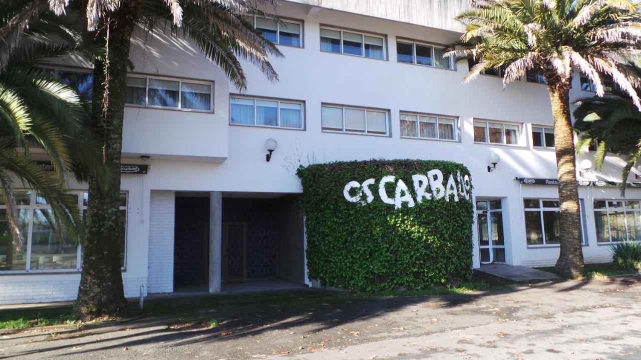 Hotel Os Carballos Sigueiro Exterior foto